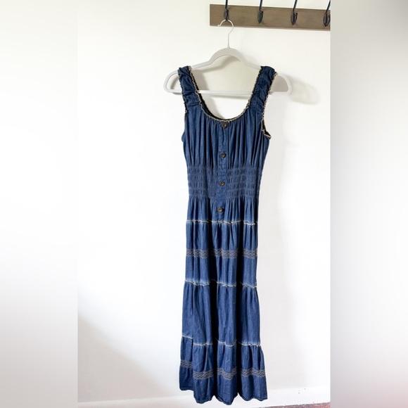 Lapis Maxi Dress - Picture 1 of 6